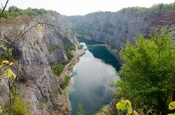 LOMY MOŘINA - VELKÁ AMERIKA 