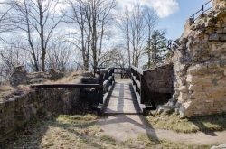 ZŘÍCENINA HRADU LUKOV 2017