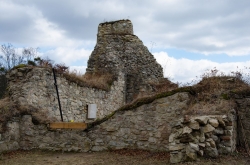 ZŘÍCENINA HRADU LUKOV 2017