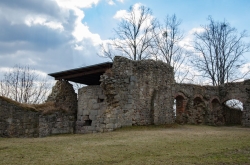 ZŘÍCENINA HRADU LUKOV 2017