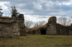 ZŘÍCENINA HRADU LUKOV 2017