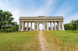 KOLONÁDA REISTNA 2020